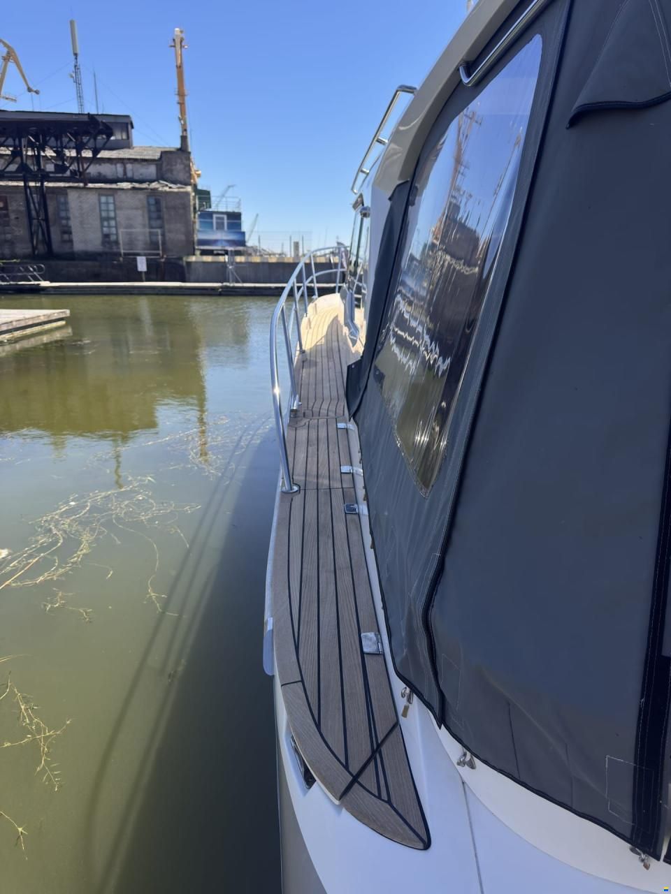 Marex 375