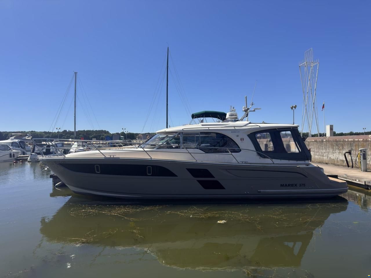 Marex 375