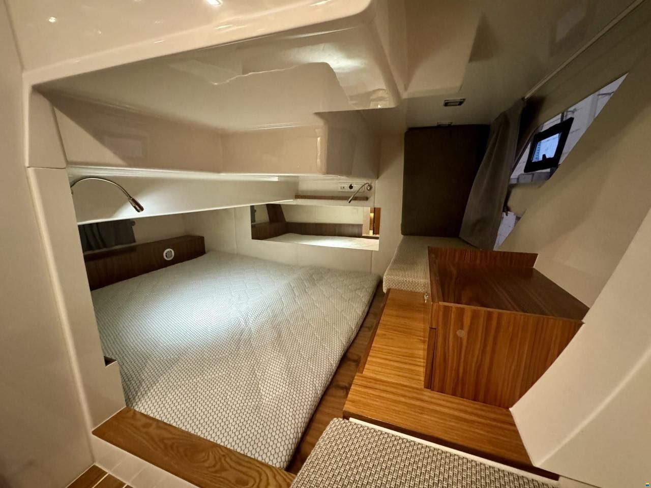 Marex 375