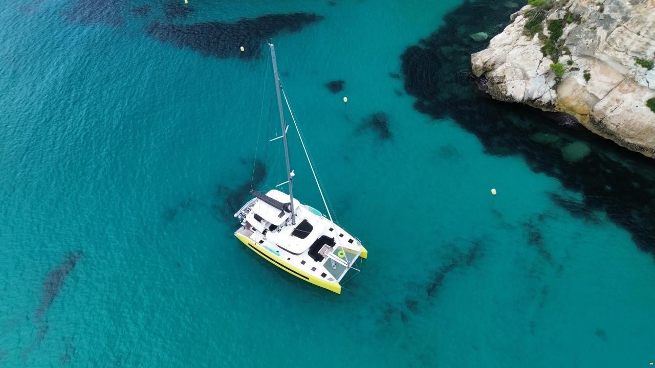 Lagoon 55