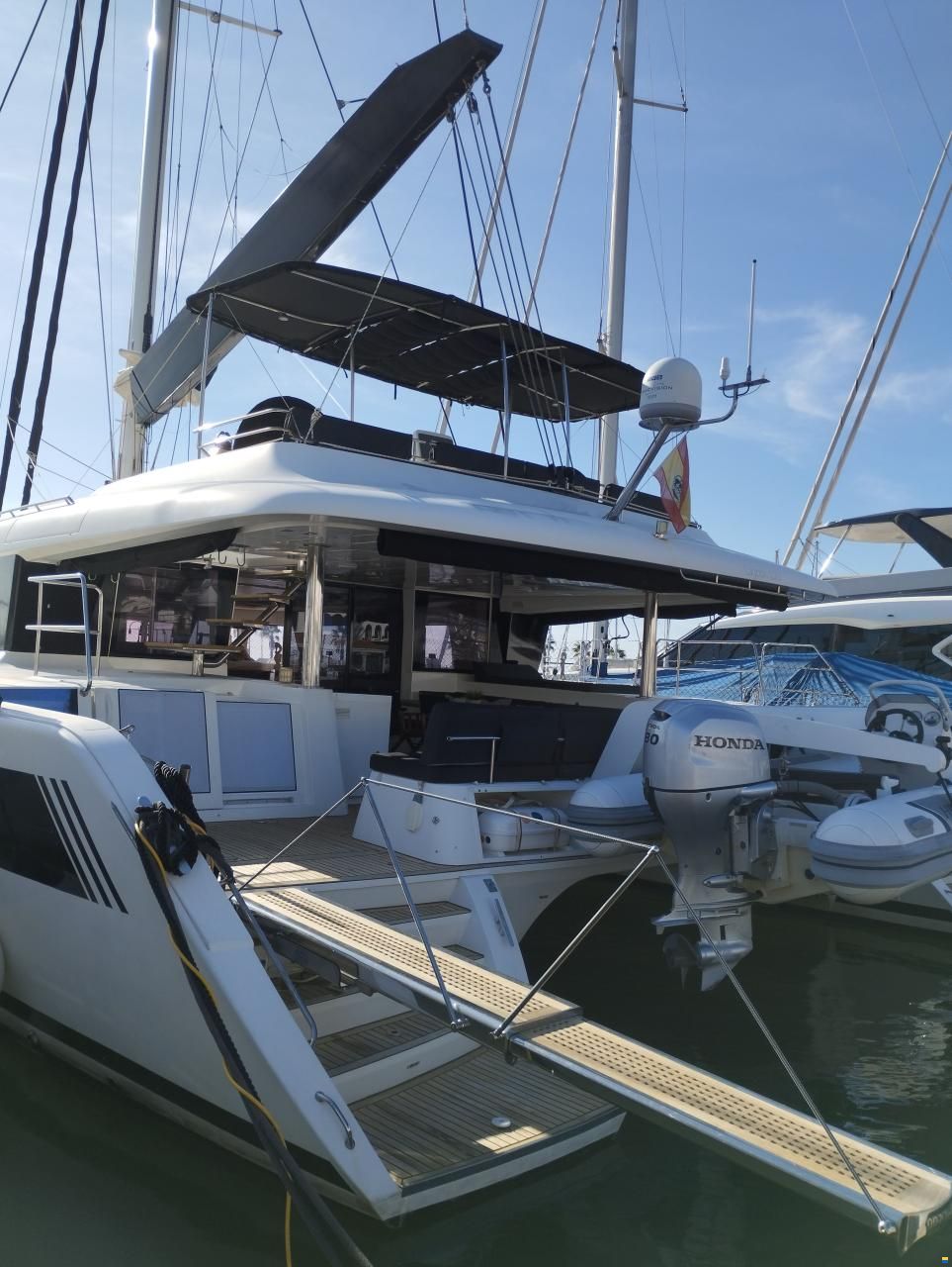 Lagoon 620