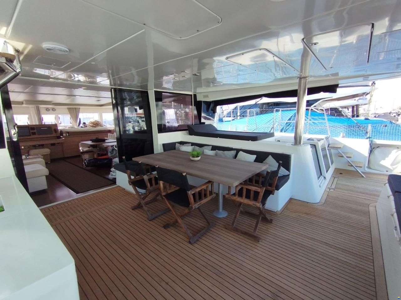 Lagoon 620