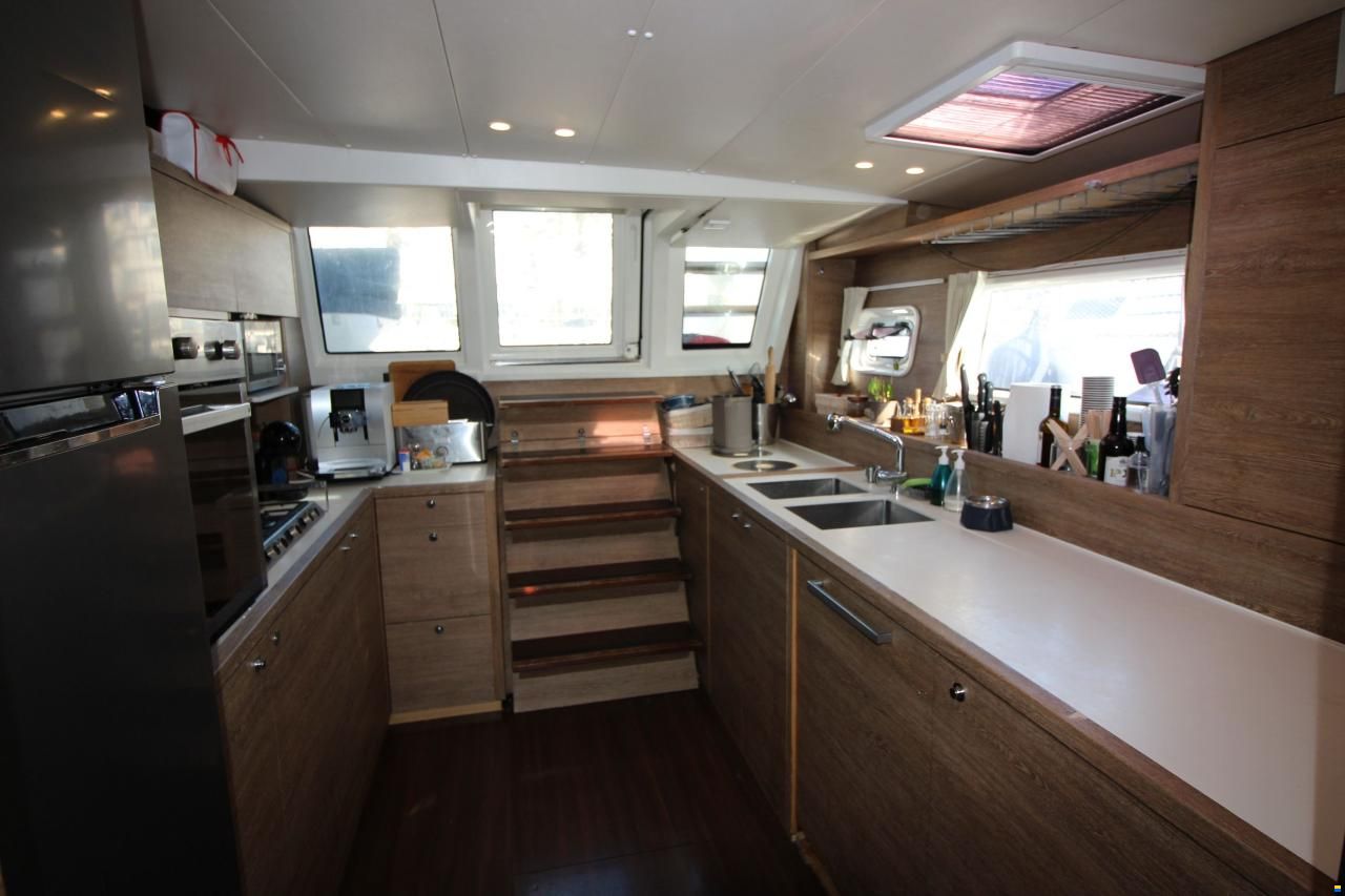 Lagoon 620