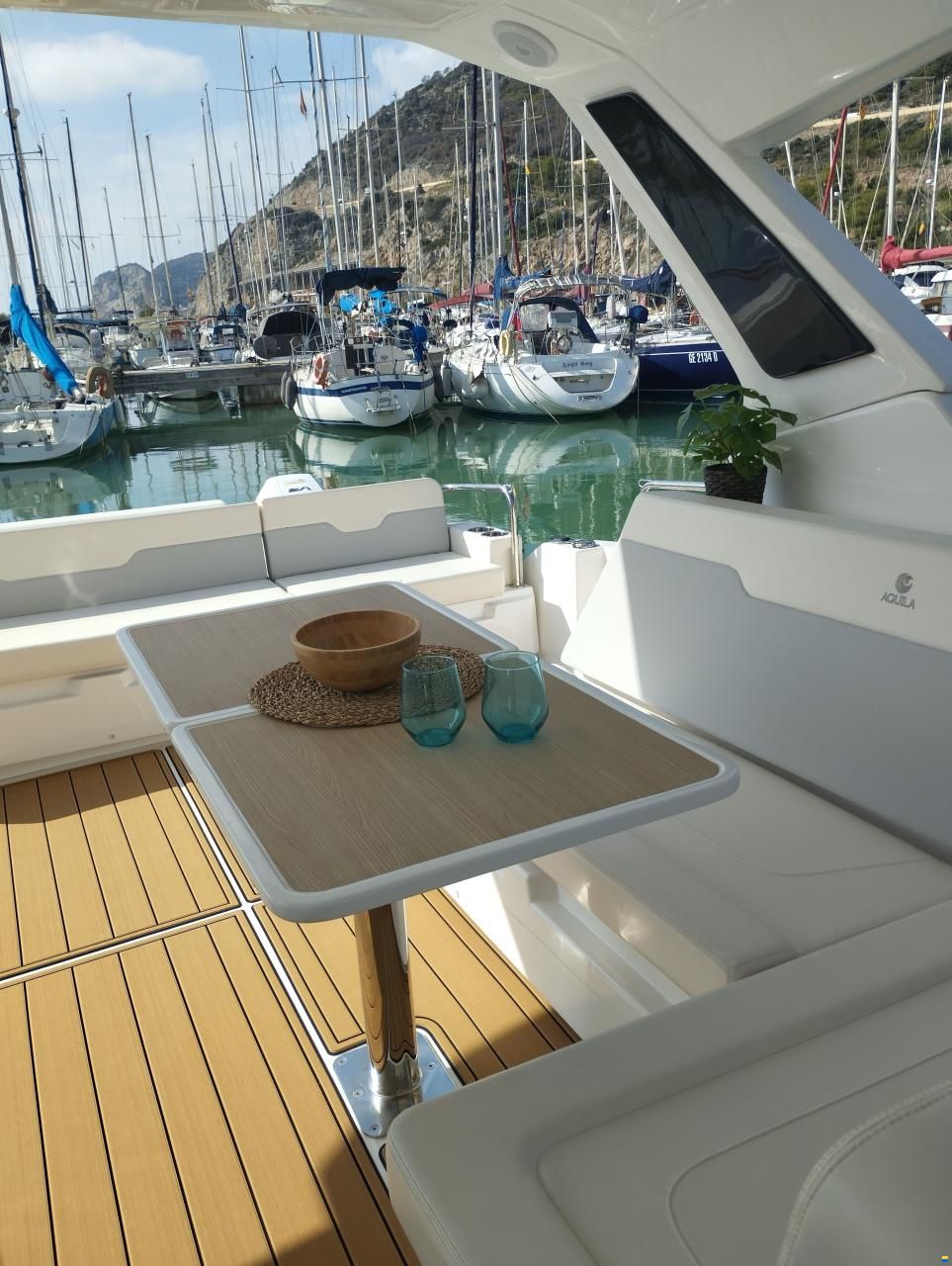AQUILA 36 SPORT