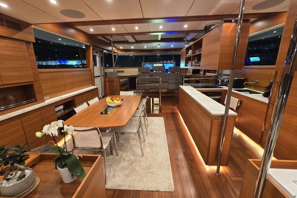 Delta Powerboats 88 Carbon
