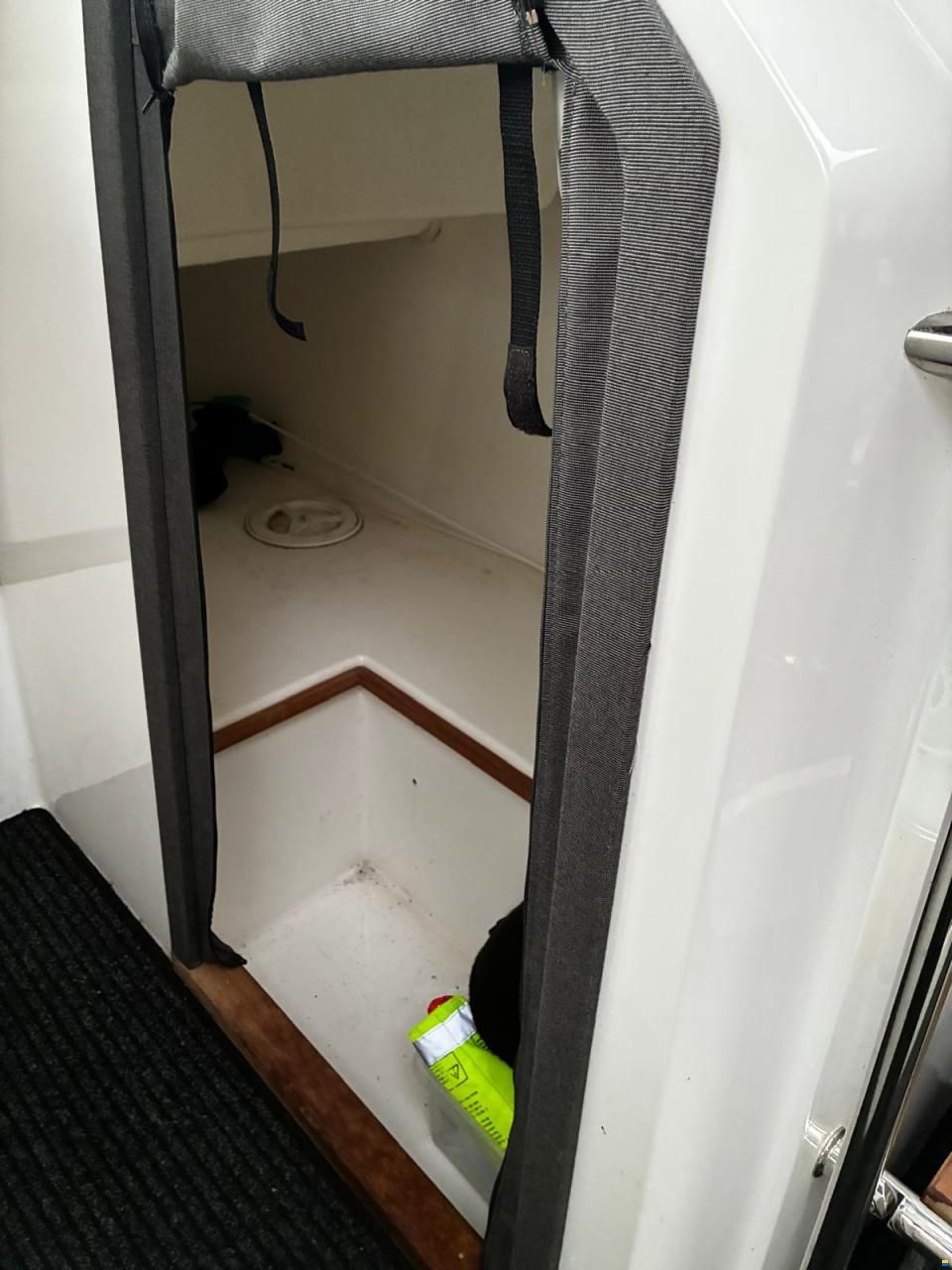 XO Boats 270 Cabin OB