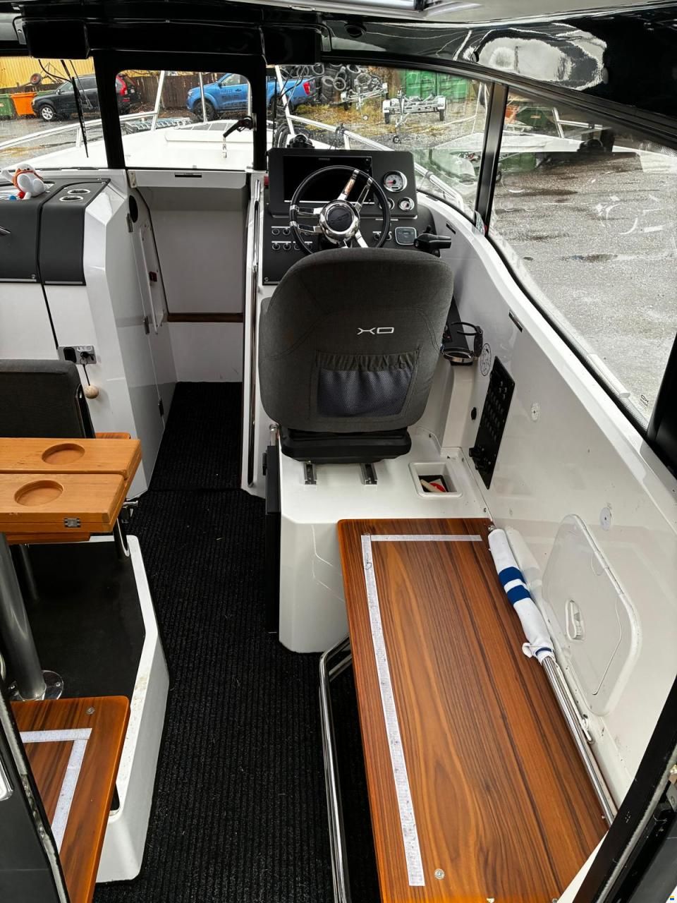 XO Boats 270 Cabin OB