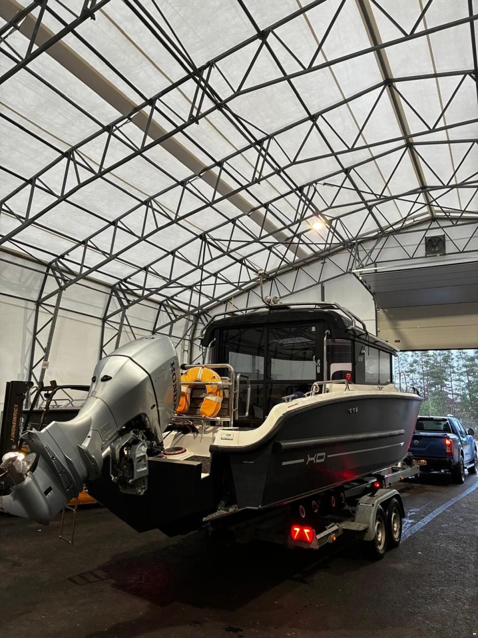 XO Boats 270 Cabin OB