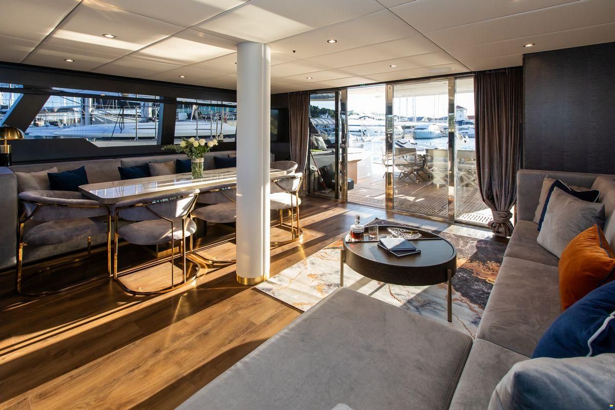 Sunreef 60 SAILING