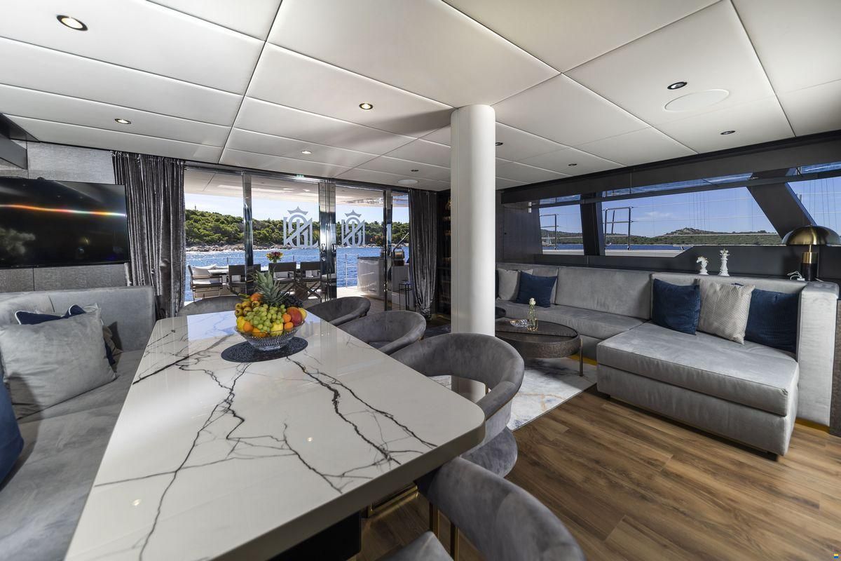 Sunreef 60 SAILING