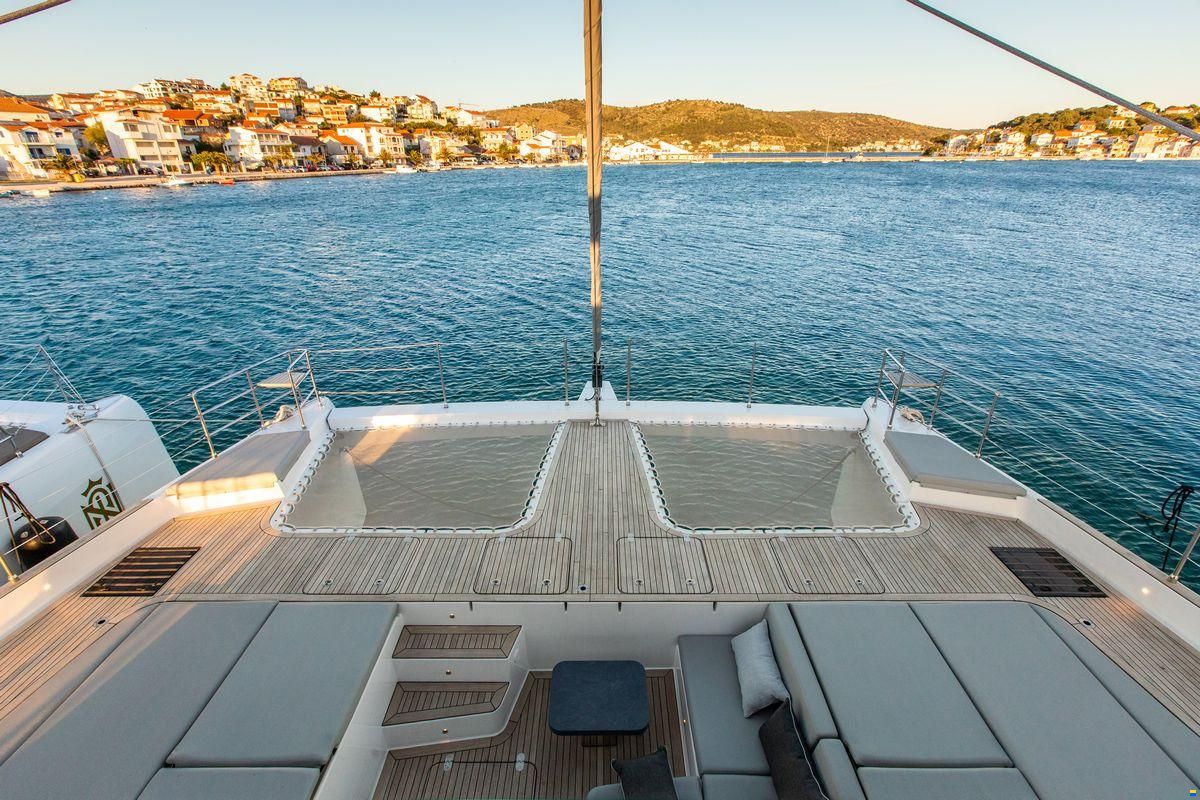 Sunreef 60 SAILING
