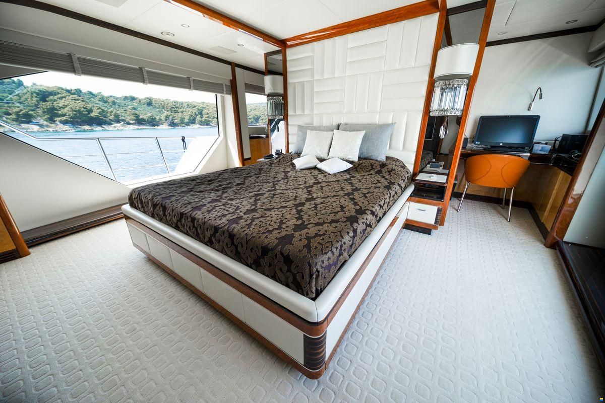 Benetti 108 Tradition Supreme