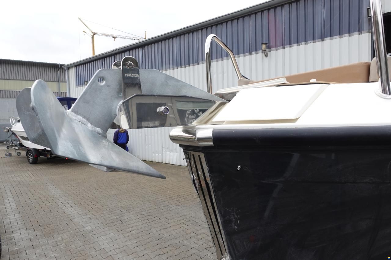 Quicksilver Activ 675 Cruiser inkl. Trailer & Bodens