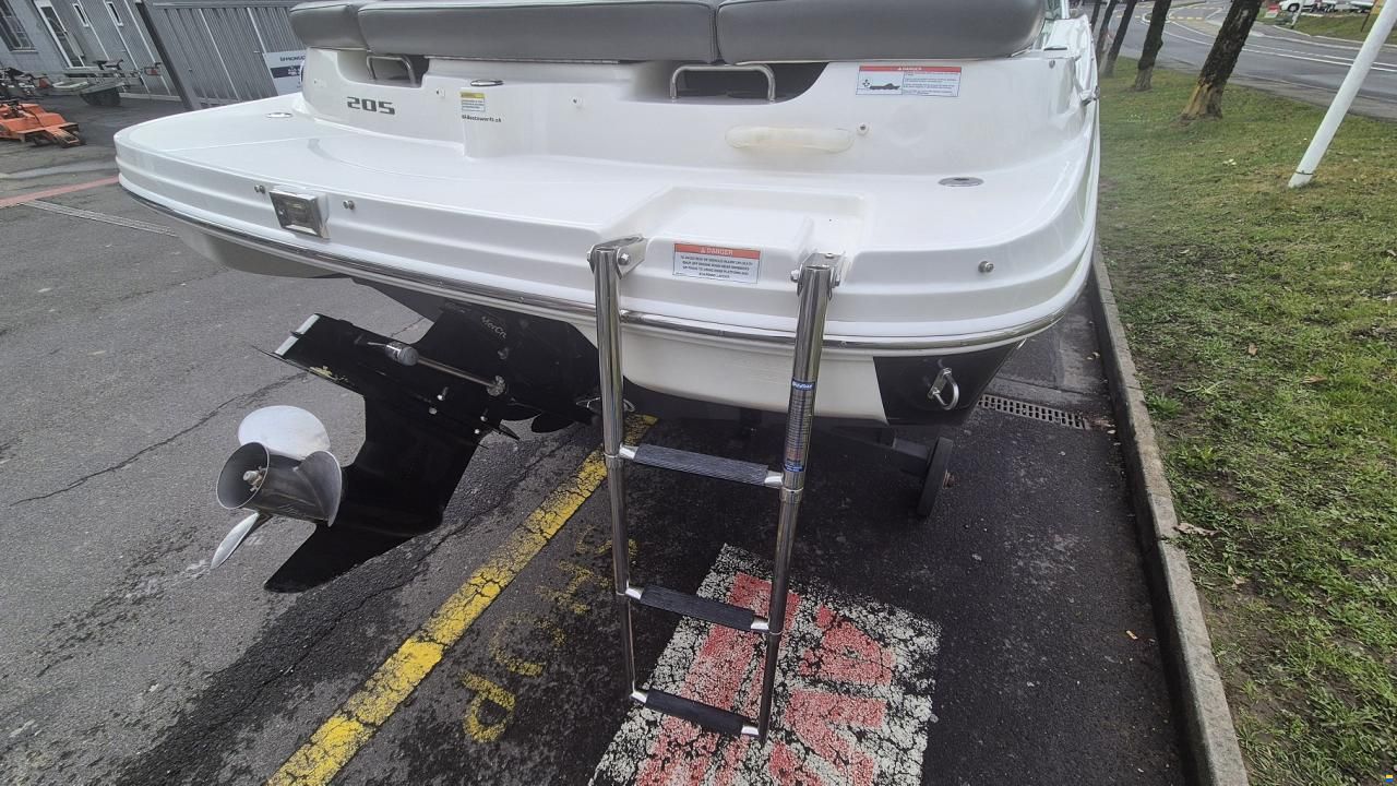 Sea Ray 205 Sport