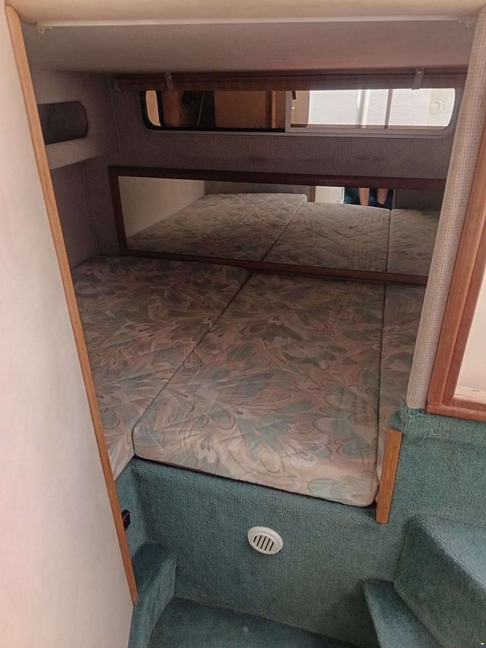 Sea Ray Sundancer 270 va