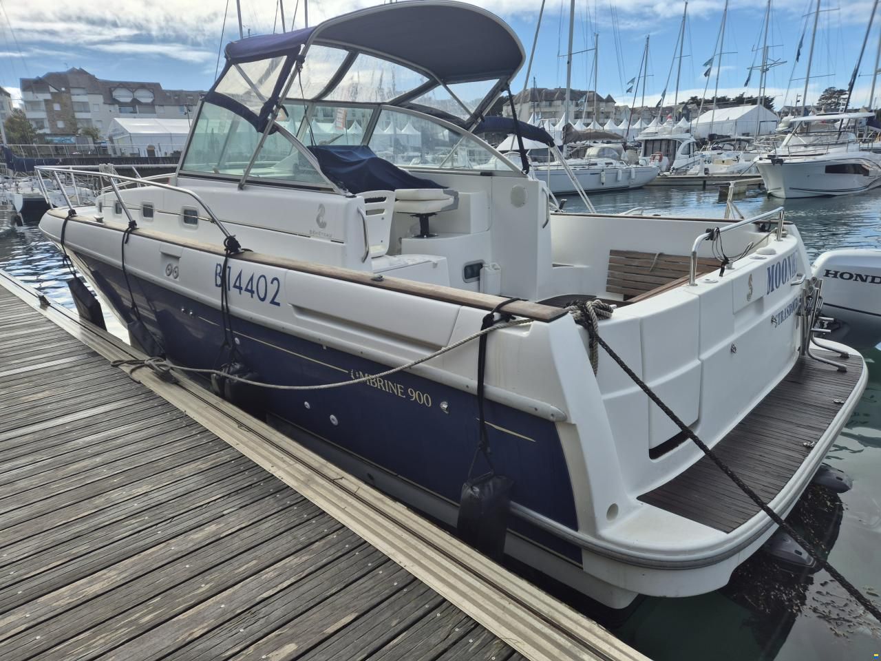Beneteau Ombrine 900