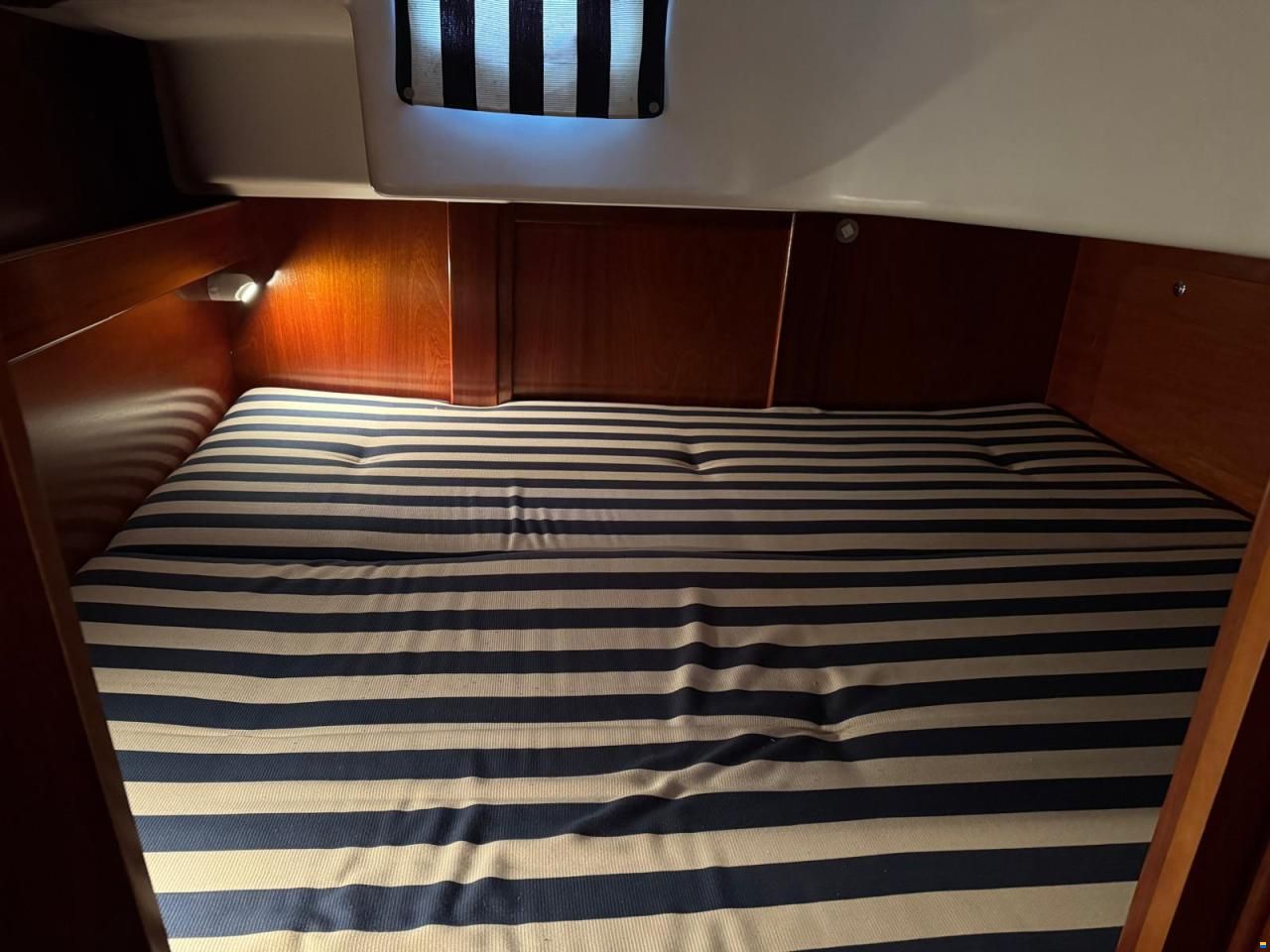 Beneteau Ombrine 900