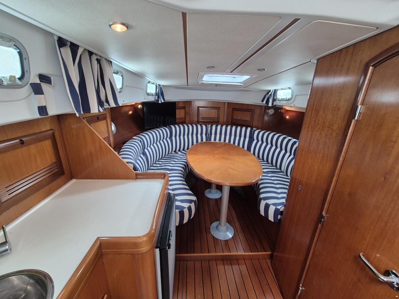 Beneteau Ombrine 900