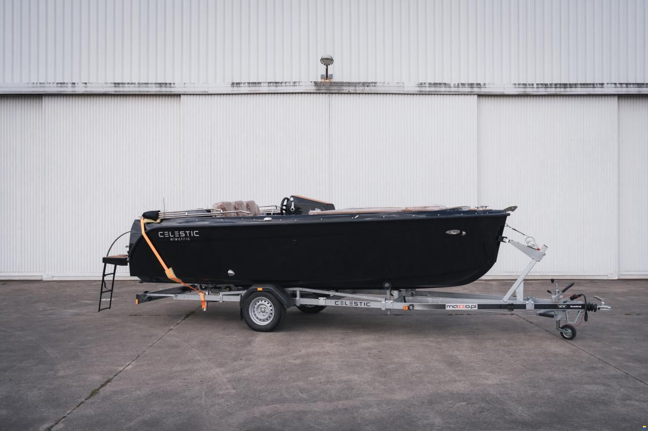 Celestic E19