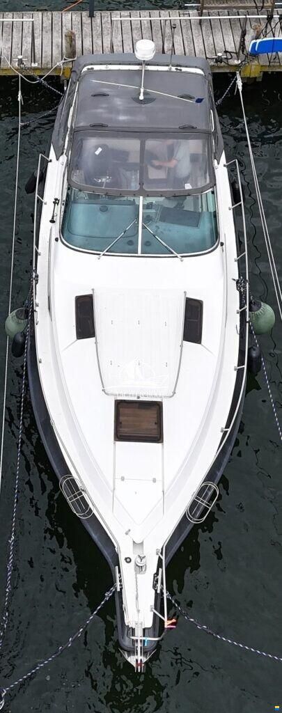 Cruisers 3270 Esprit