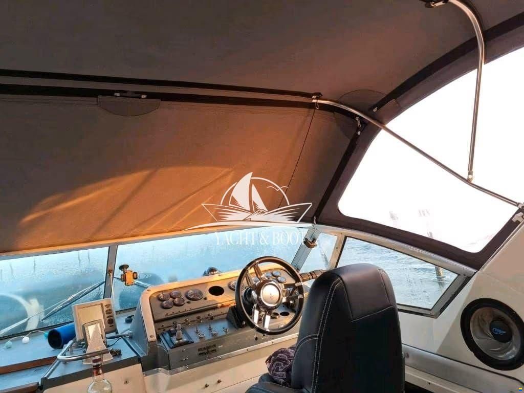 Cruiser Yachts 3270 Esprit