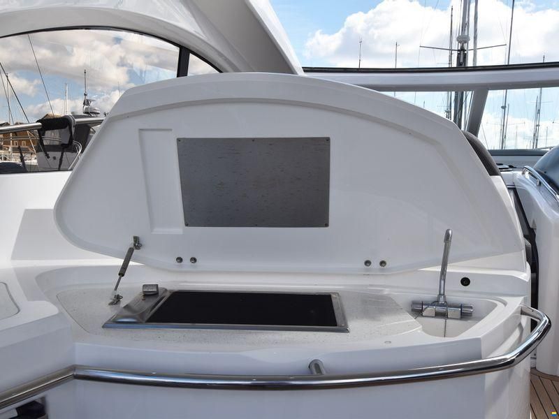 Sunseeker Portofino 47