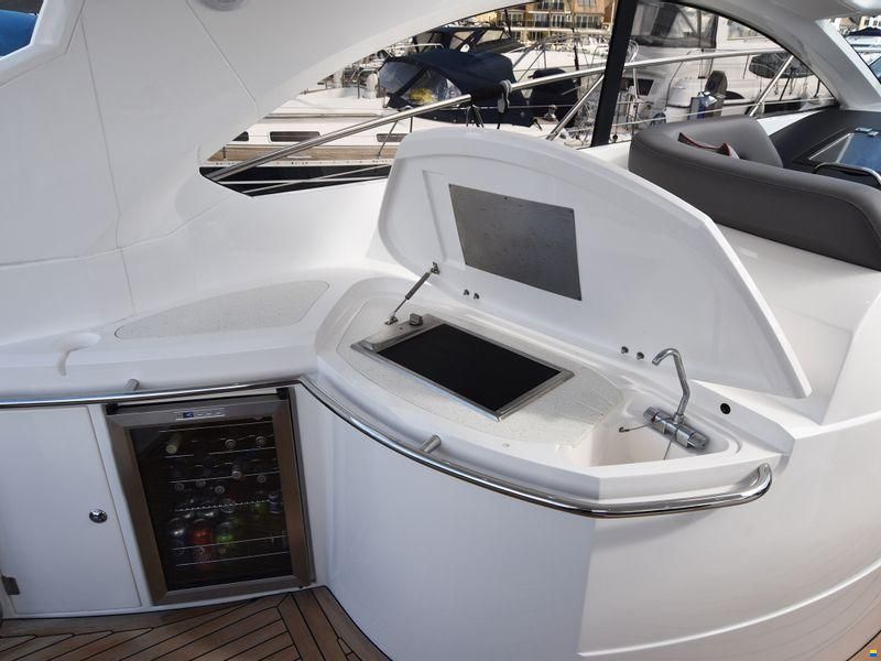 Sunseeker Portofino 47