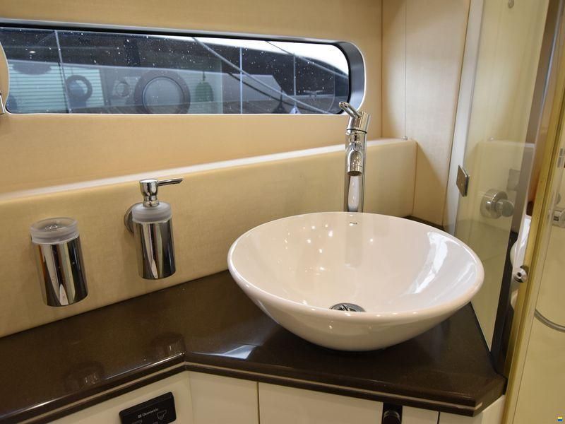 Sunseeker Portofino 40
