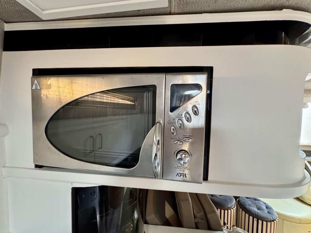 Sea Ray 480 Sundancer