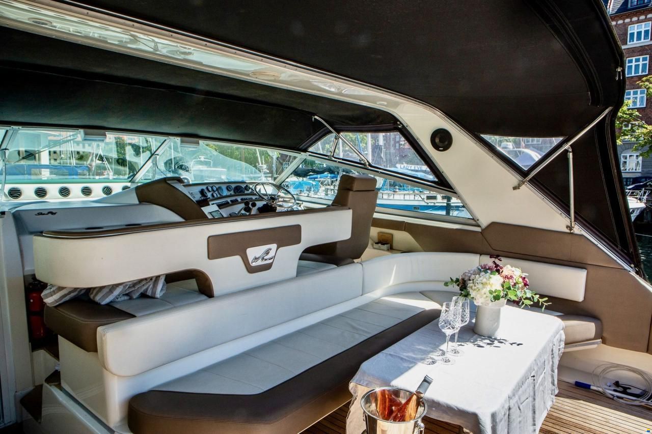Sea Ray 480 Sundancer