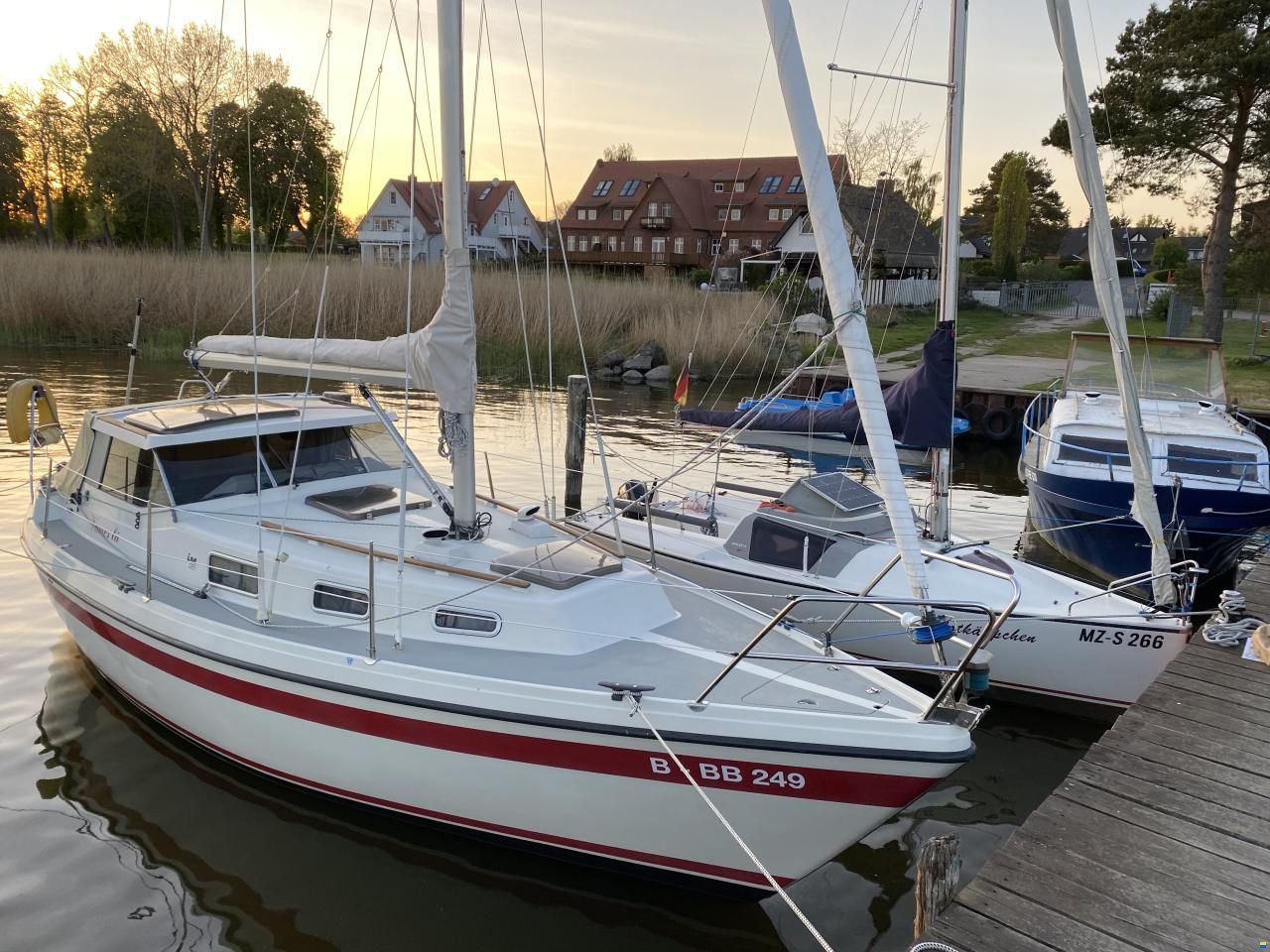 LM 28