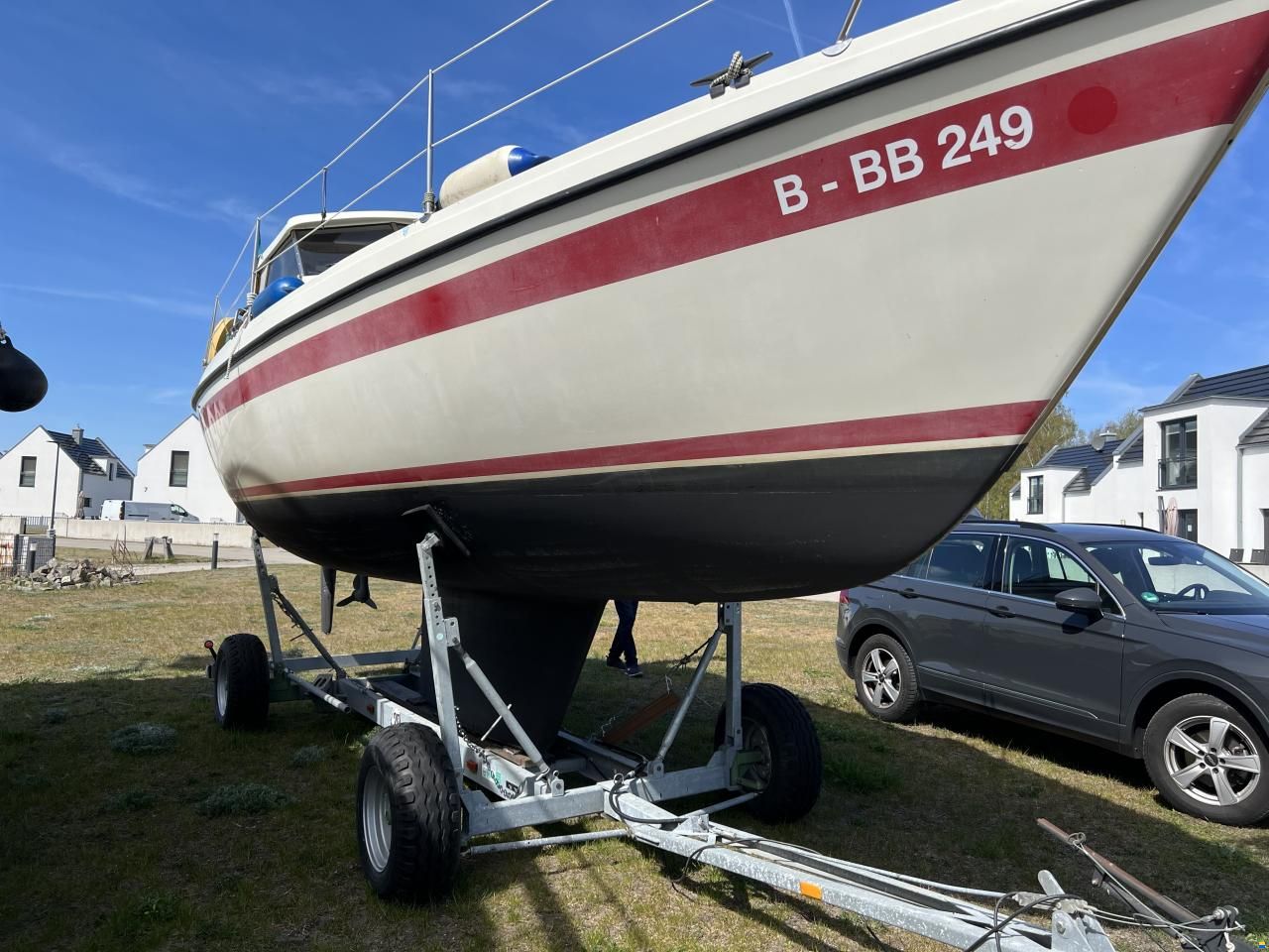 LM 28