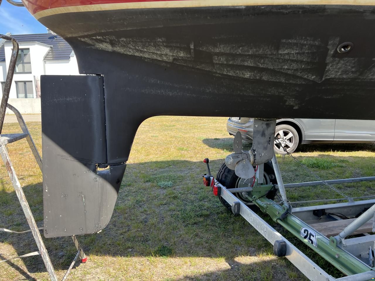 LM 28