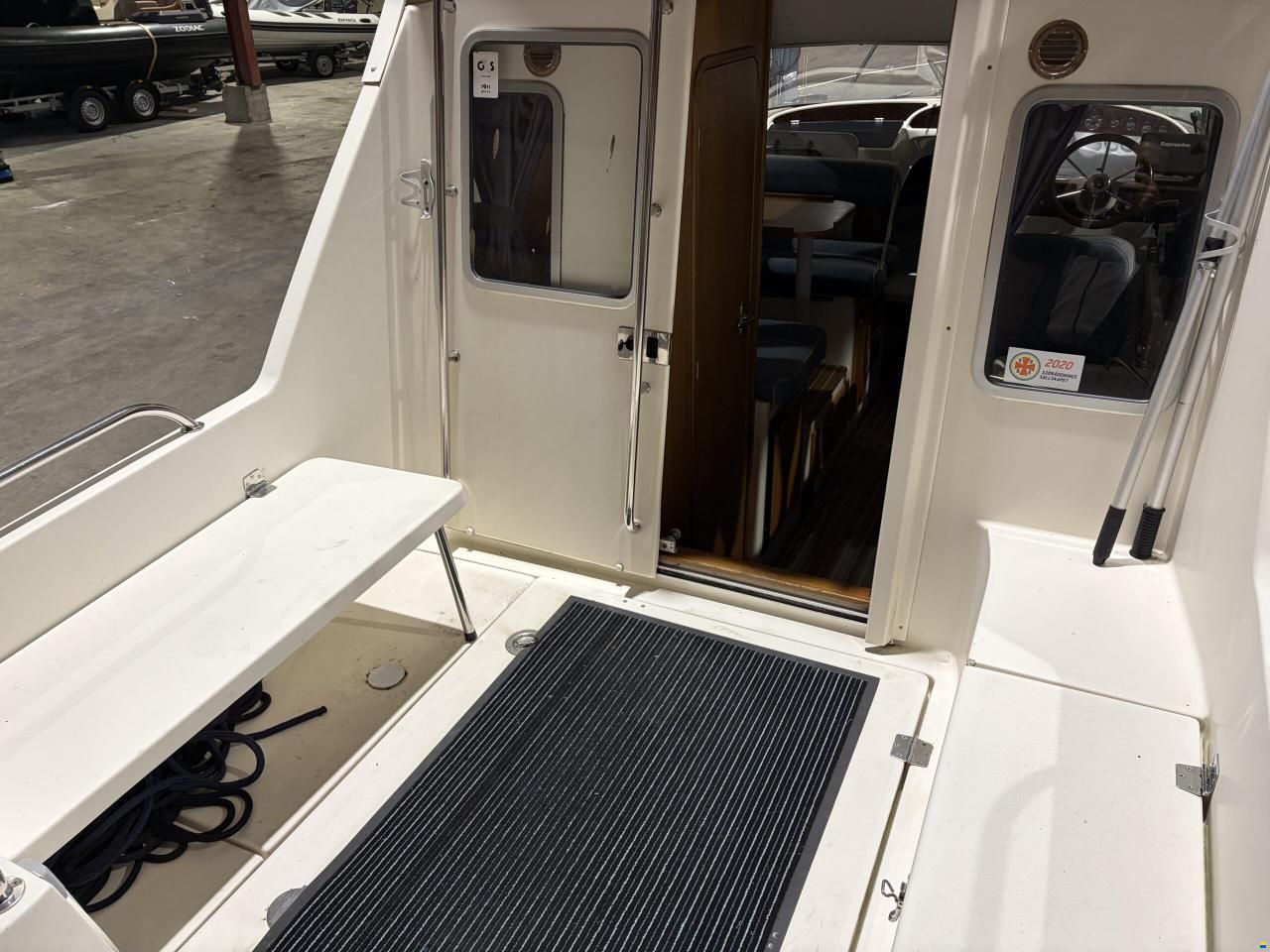 Bella Falcon 26