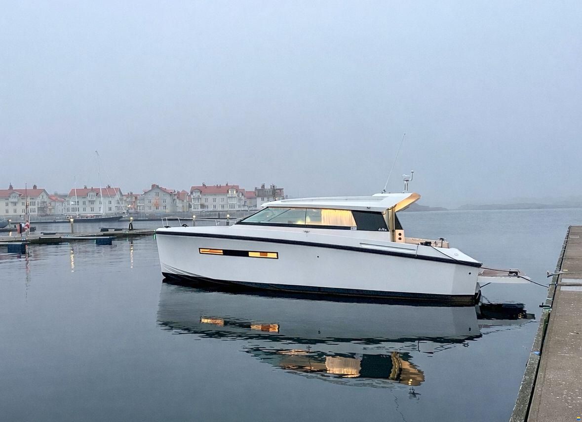 Delta Powerboats 33 CE