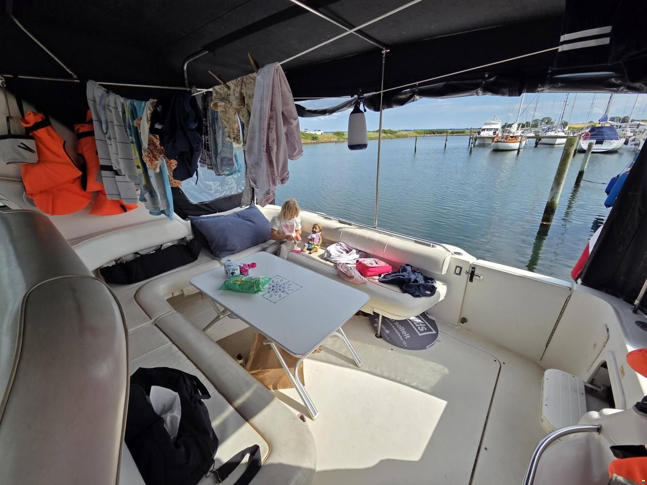 Sea Ray 400 Sundancer