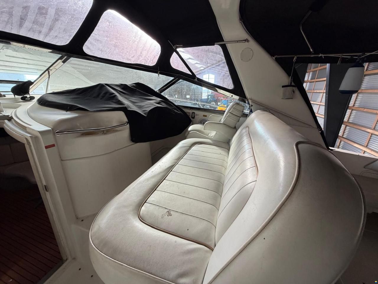 Sea Ray 400 Sundancer
