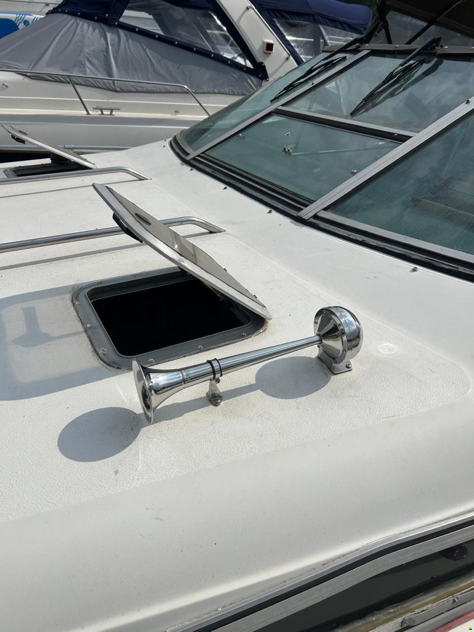 Sea Ray Sundancer 270