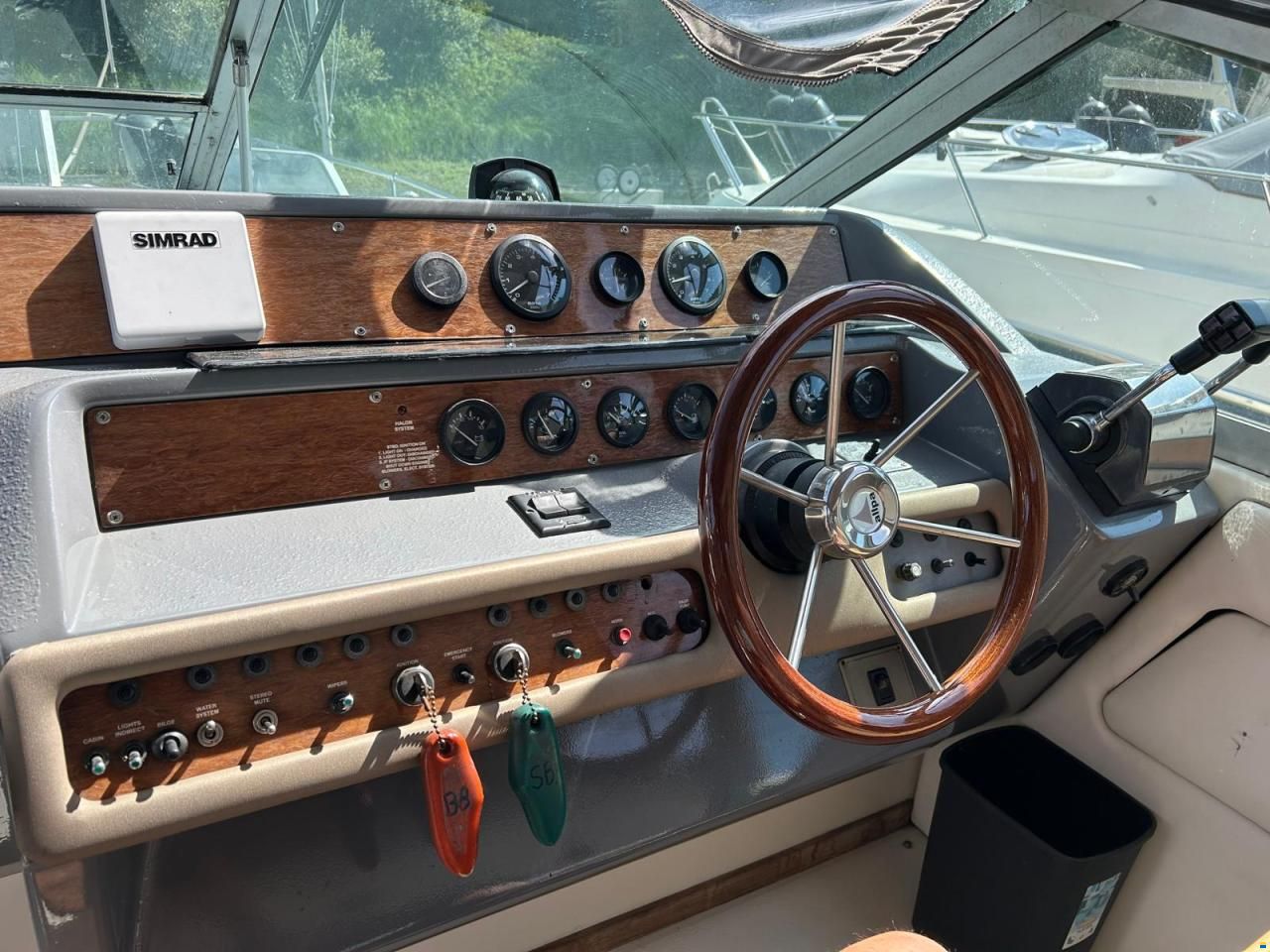 Sea Ray Sundancer 270