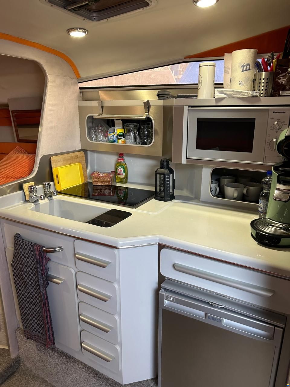 Sea Ray Sundancer 270
