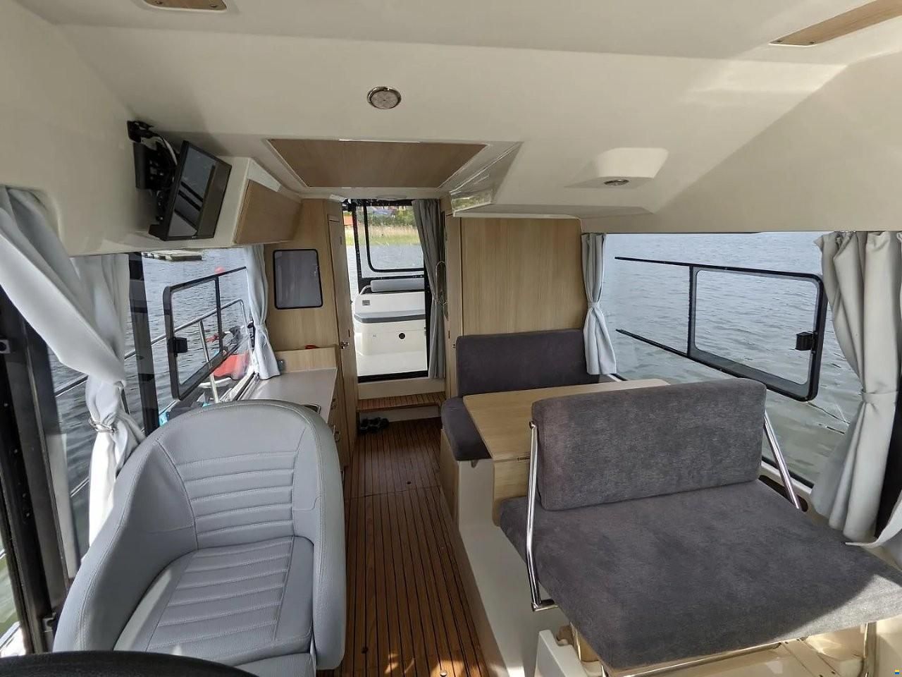 Balt SunCamper 35 Flybridge