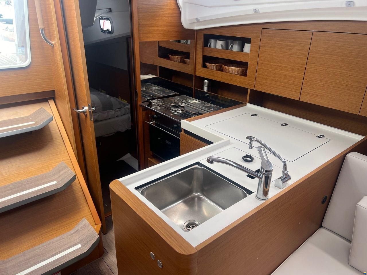 Jeanneau Sun Odyssey 380
