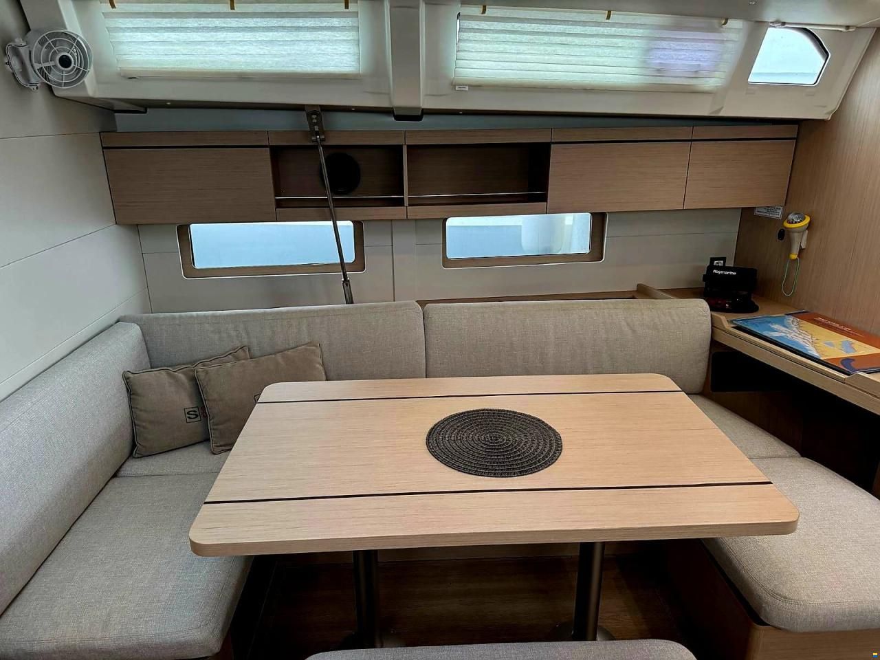 Beneteau Oceanis 46.1
