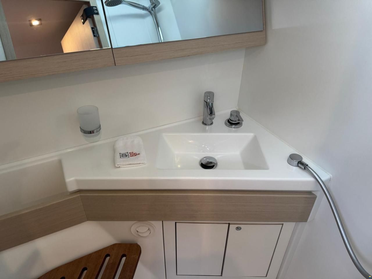 Beneteau Oceanis 46.1