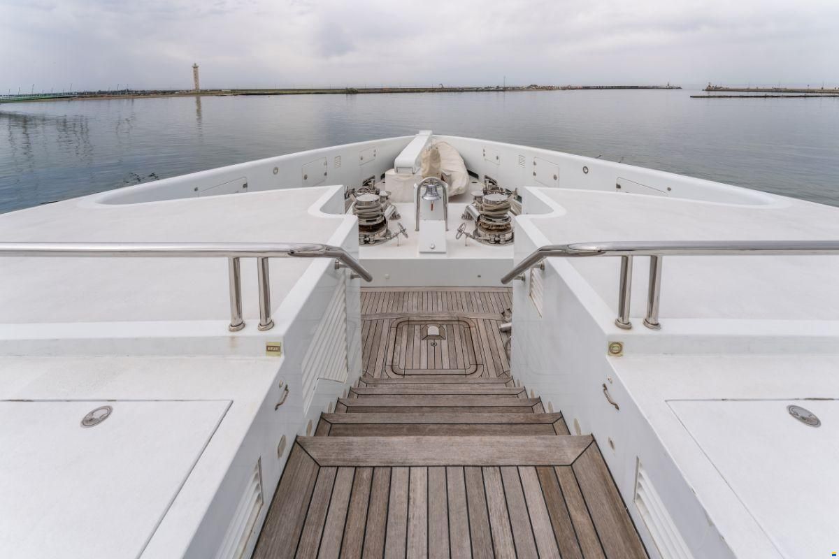 Columbus Yachts 177