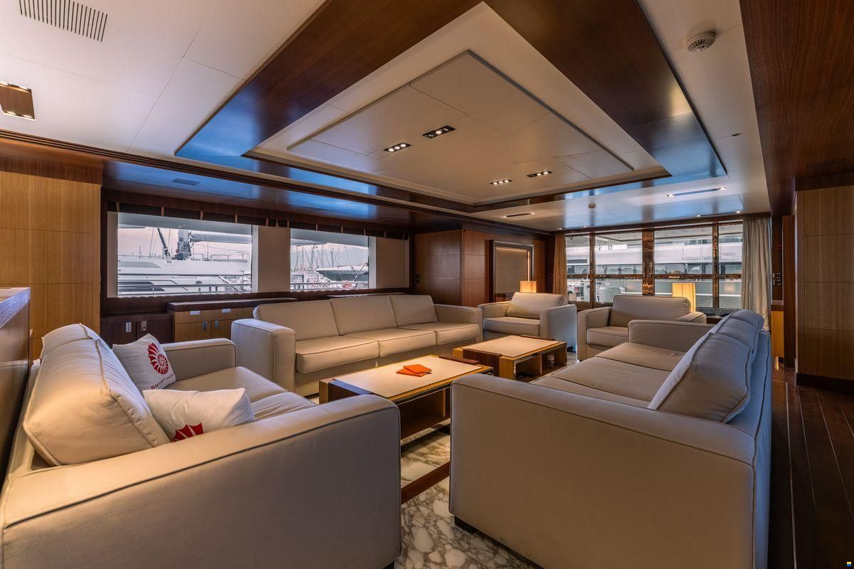 Columbus Yachts 177