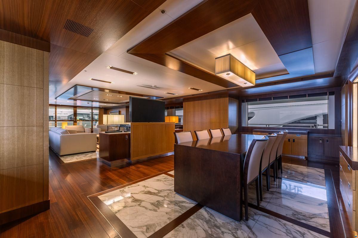 Columbus Yachts 177