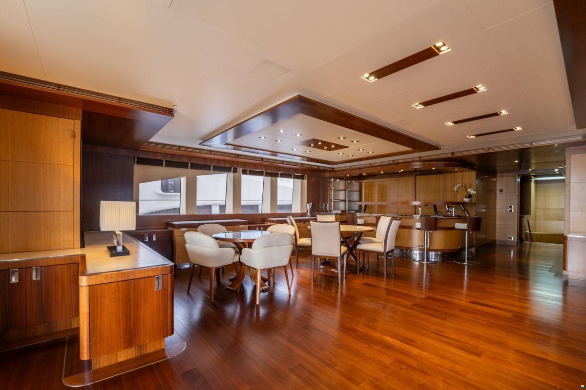Columbus Yachts 177