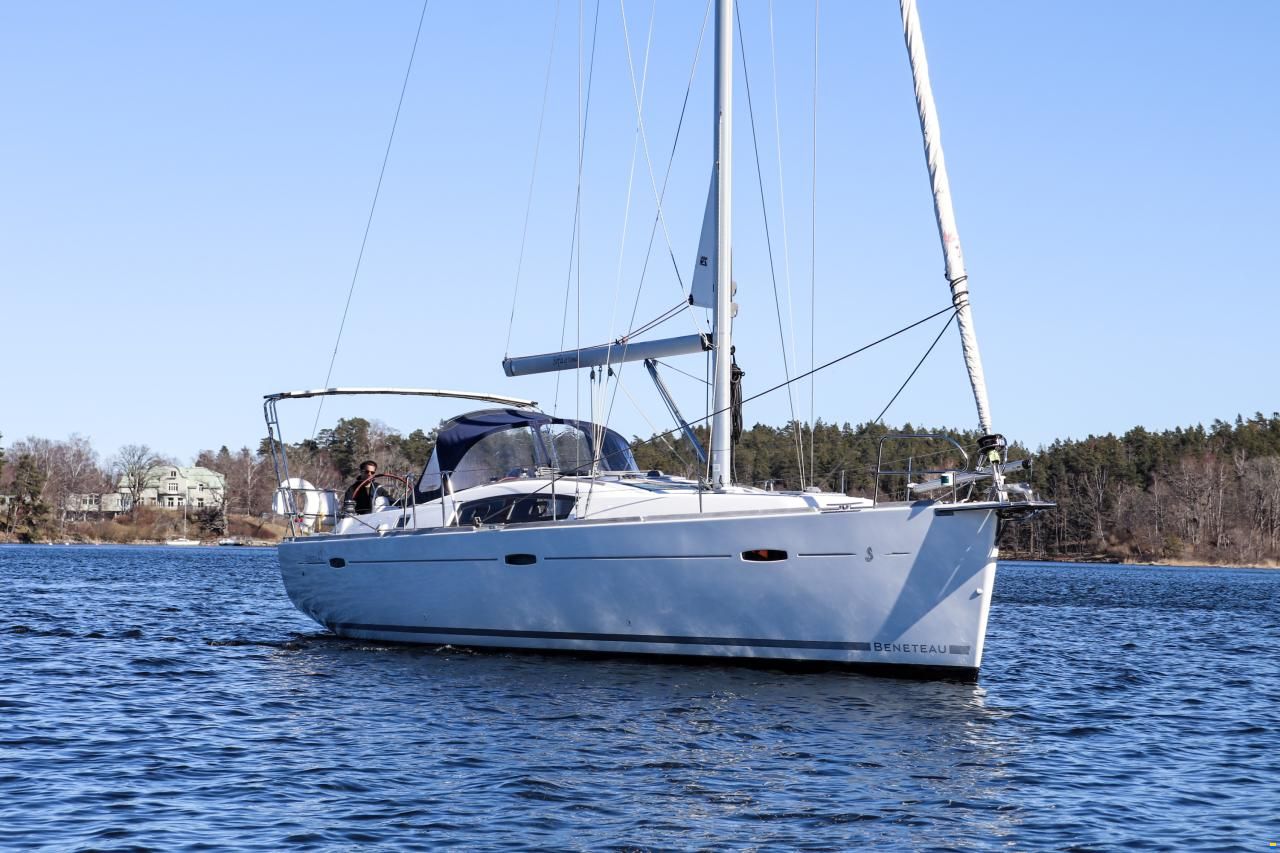 Beneteau Oceanis 43