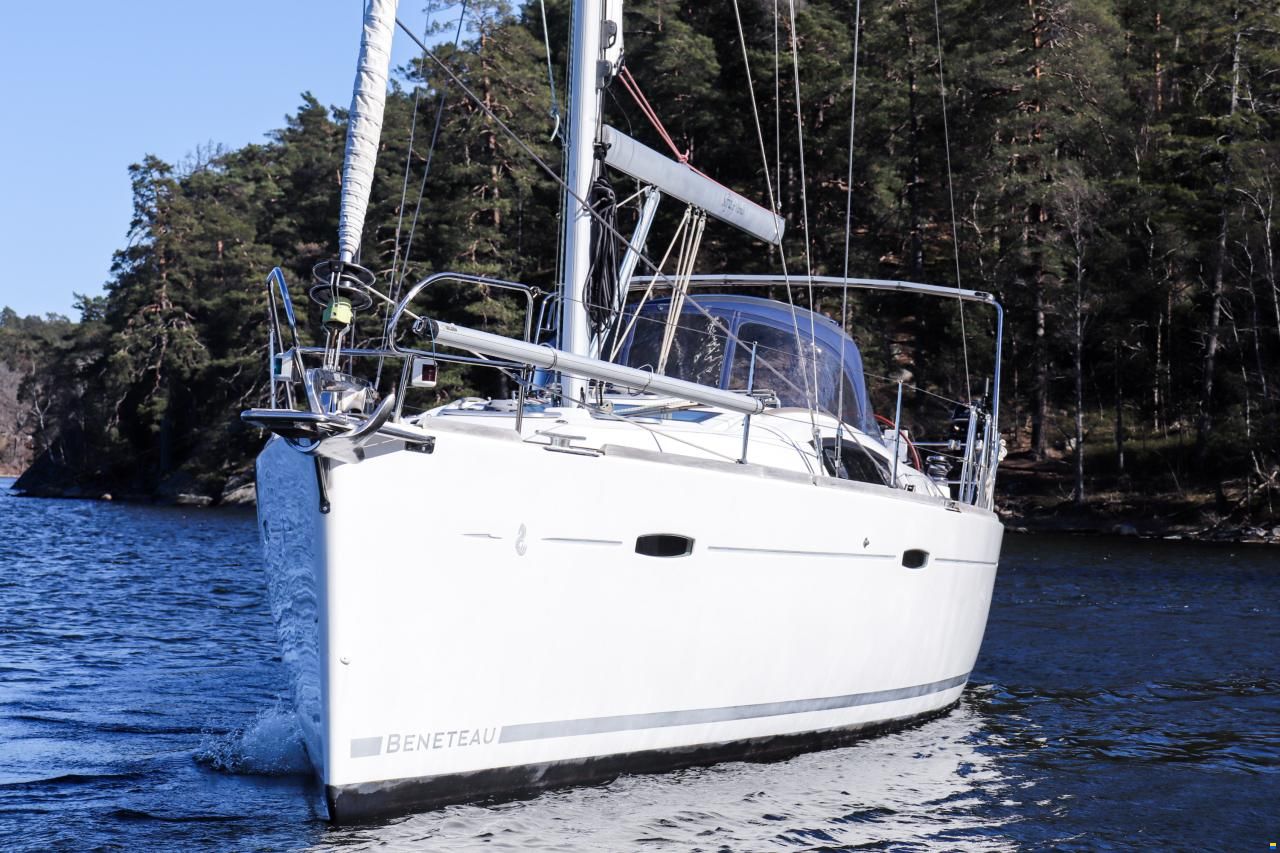 Beneteau Oceanis 43